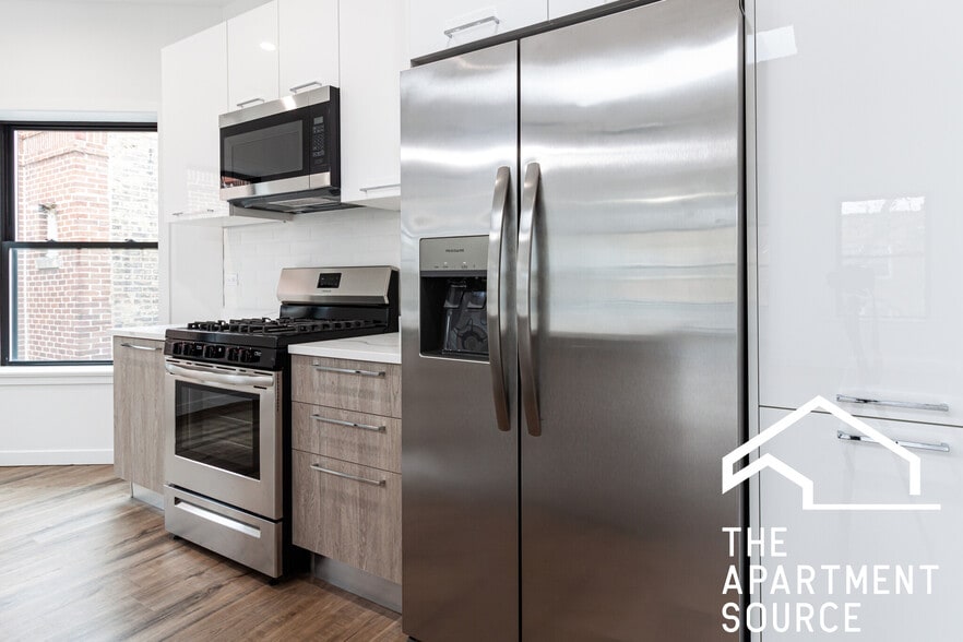 Building Photo - 1428 W Jonquil Ter