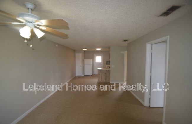 Building Photo - 115 Leelon Rd