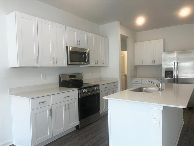 Building Photo - 8480 SW 41st Cir