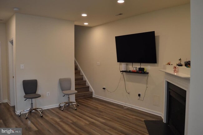 Building Photo - 42133 Fremont Preserve Square