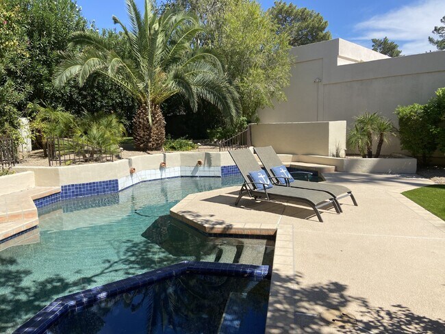 Building Photo - Rare Three Bedroom, Three Bath Biltmore Co...