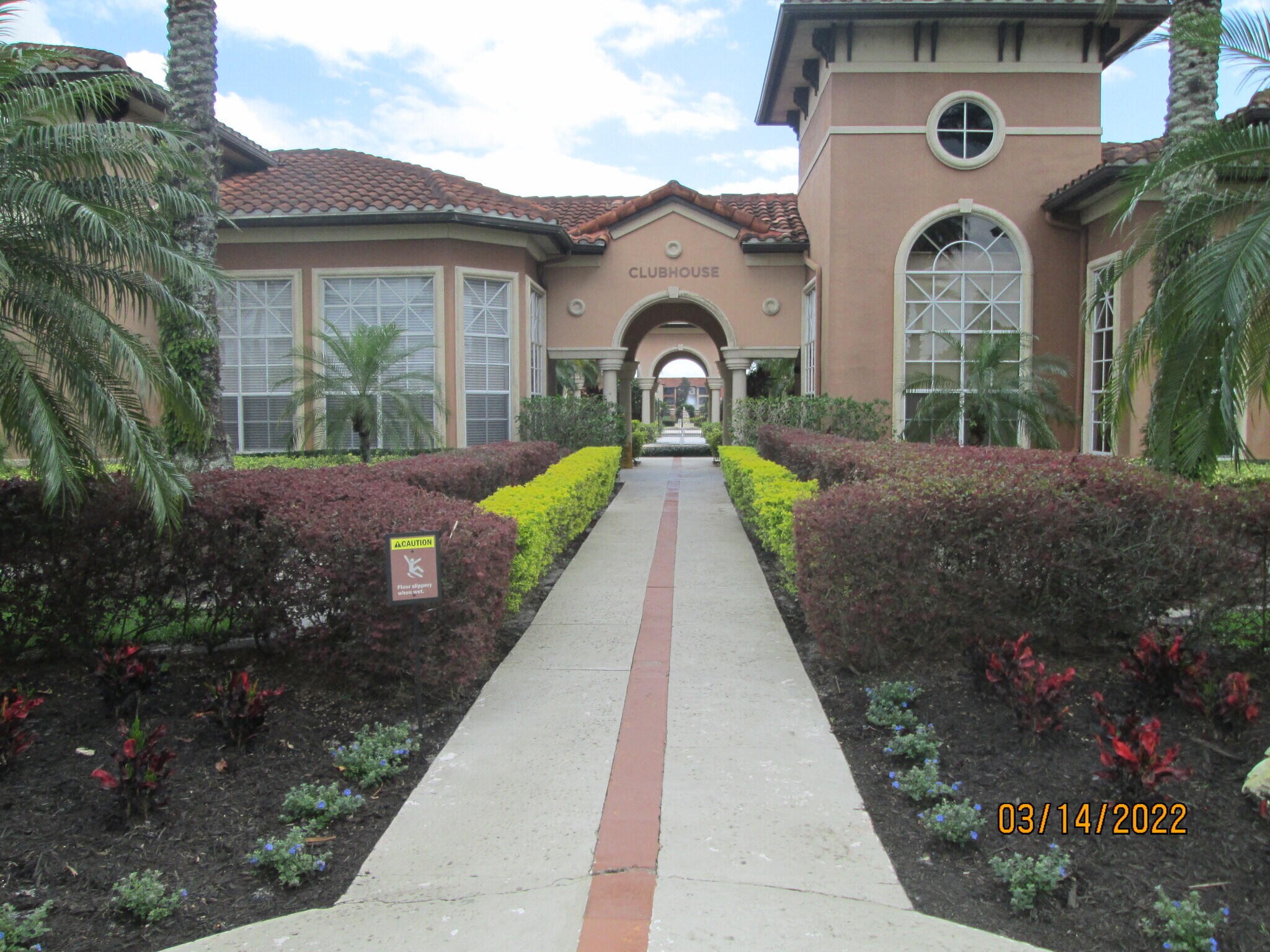 Building Photo - 5554 Metrowest Blvd