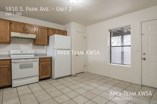 Building Photo - 5810 S Park Ave