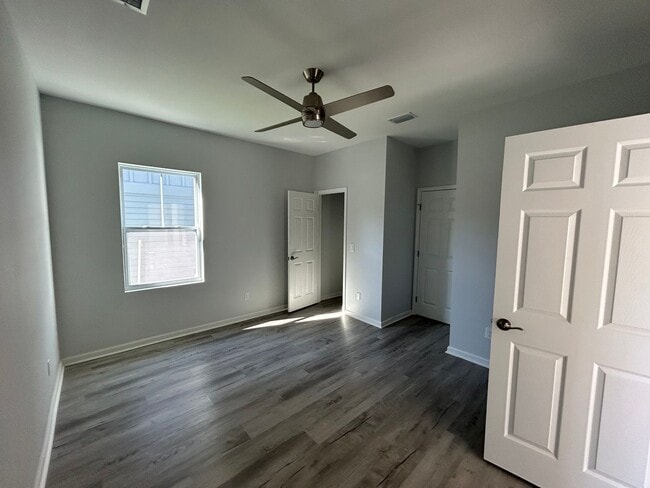 Building Photo - 2022 Trimble Rd