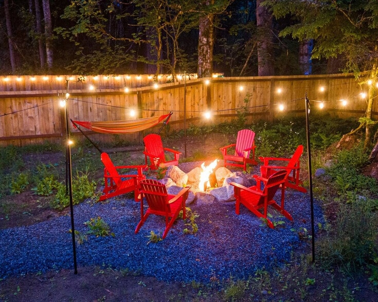 Building Photo - 253 Skate Creek Rd N