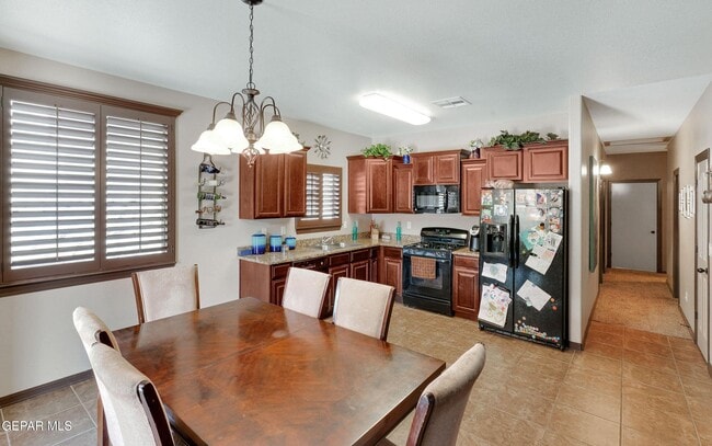 Building Photo - 13240 Emerald River St