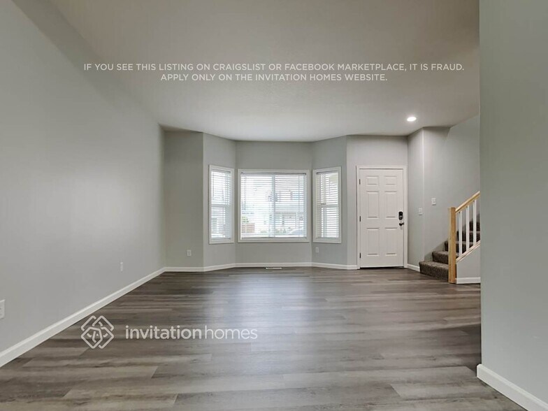 Building Photo - 3328 Kona St NE