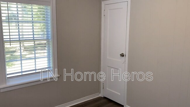 Building Photo - 2731 Ontario St