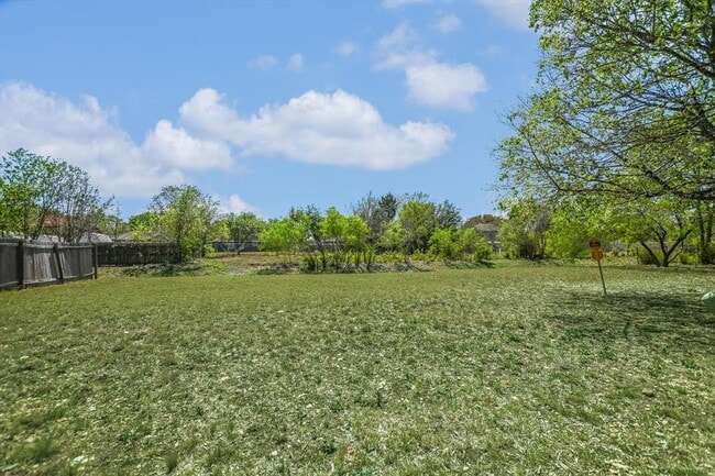 Building Photo - 2509 Patsy Pkwy