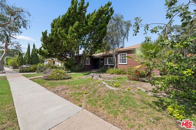 Building Photo - 1377 Appleton Way