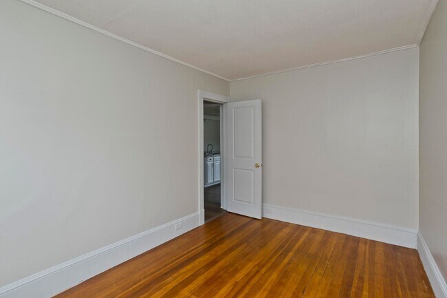 Building Photo - 111-115 Groveland St