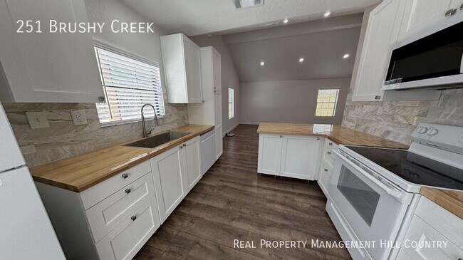 Building Photo - 251 Brushy Creek Rd
