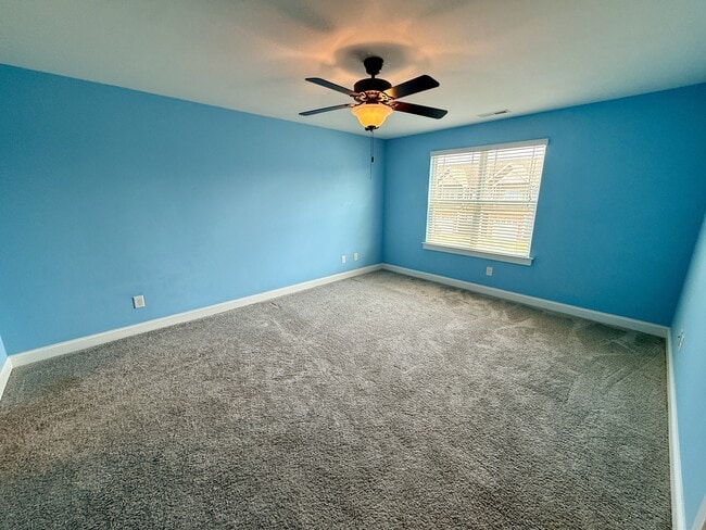 Building Photo - 1808 Fox Den Way