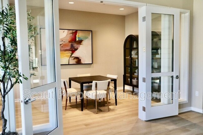 Building Photo - 26898 Rubicon Rd