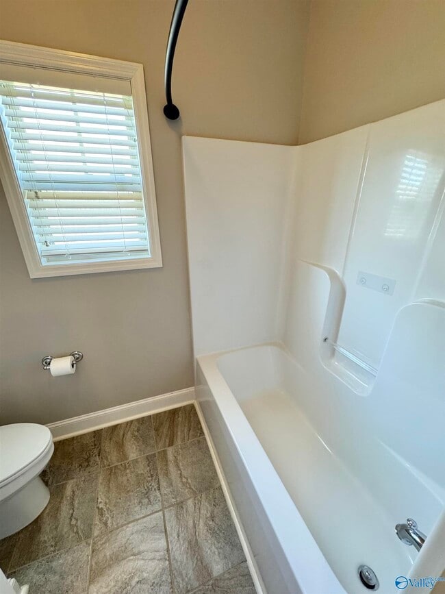 Building Photo - 109 Stonebury Ct