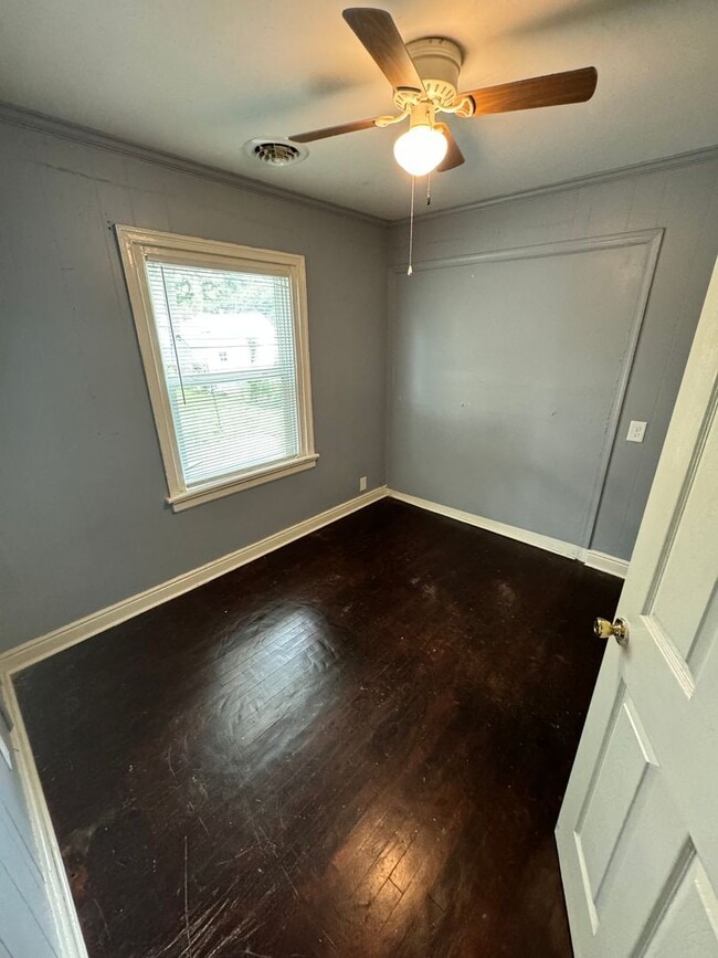 Building Photo - 3 bed 1 bath House in central Richmond