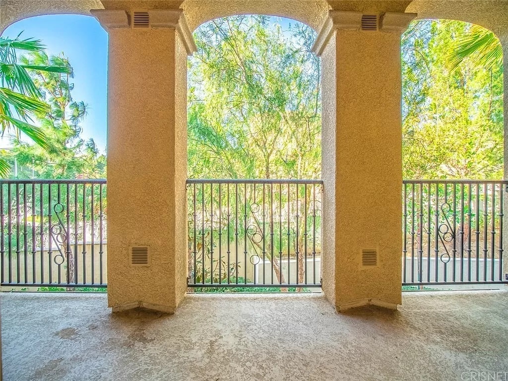 Building Photo - 20441 Paseo Altisse