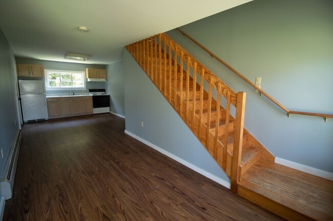 Primary Photo - 12-16 Sage St.