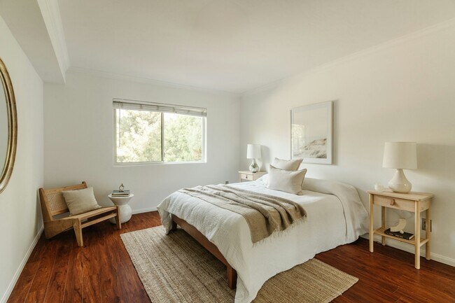 Building Photo - 2700 Cahuenga Blvd