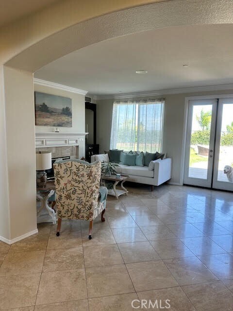 Building Photo - 1583 Twin Oaks Cir