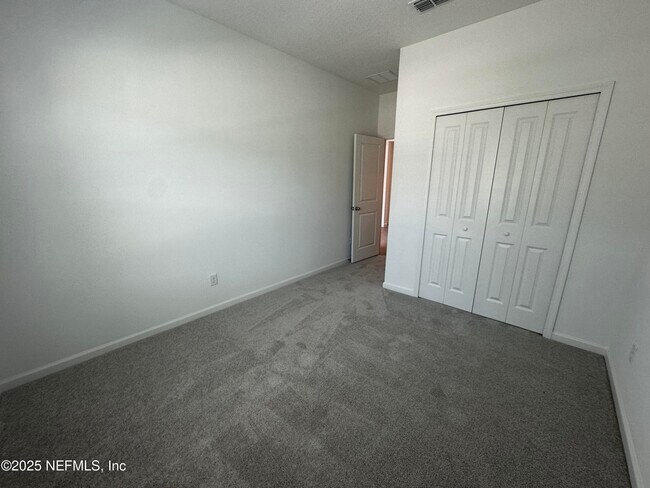 Building Photo - 235 Simonson Run