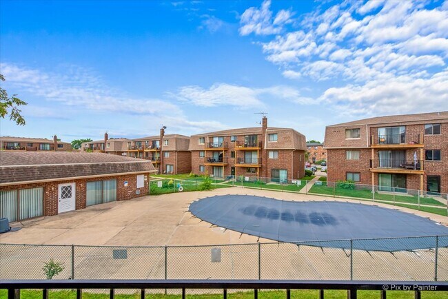 Building Photo - 1452 Carol Ct