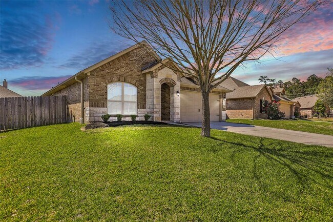 Primary Photo - 18115 Van Berkel Ln