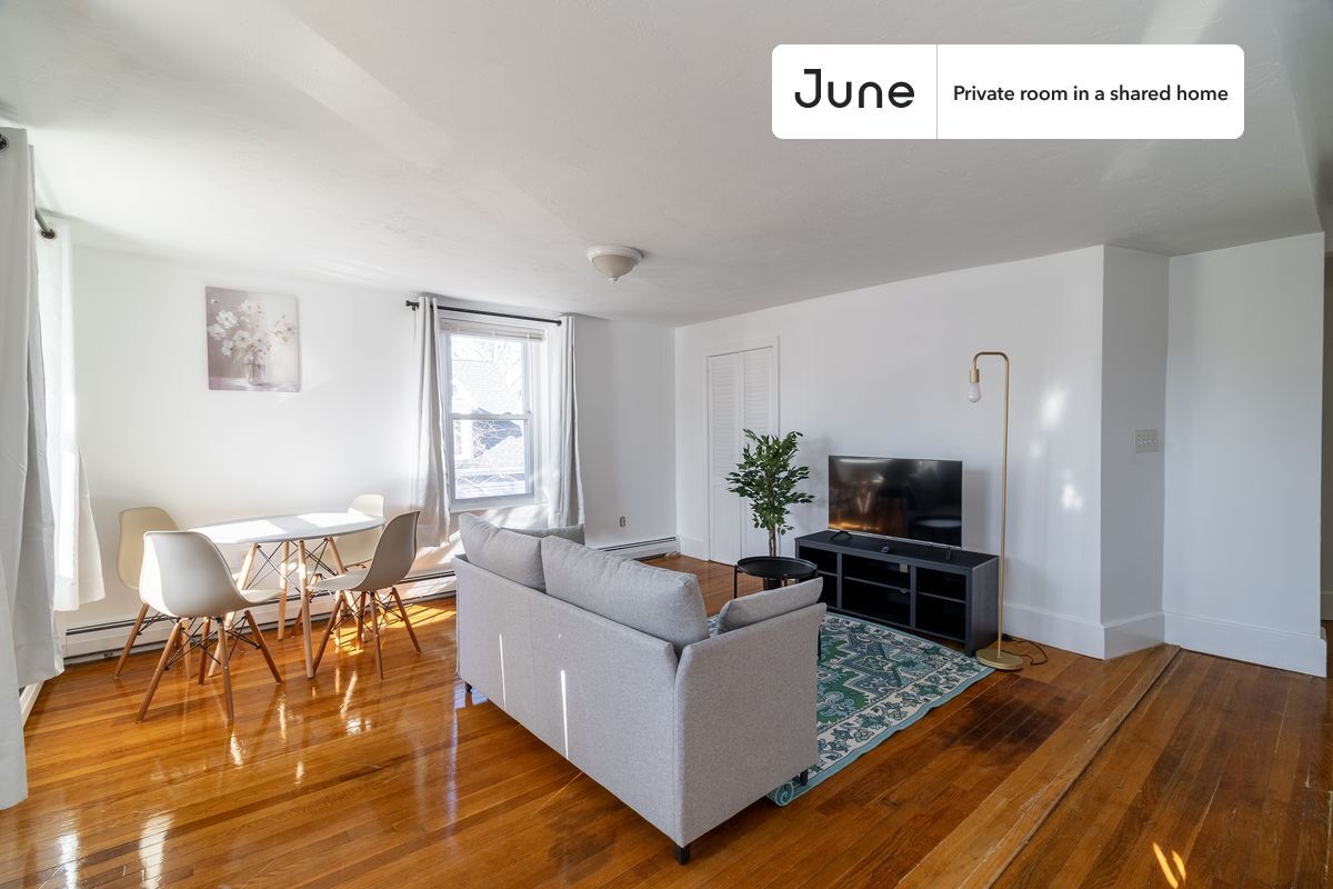 Building Photo - Room in Shared 4 bed/2 bath home in Newton Corner