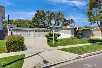 Building Photo - 12571 Martha Ann Dr