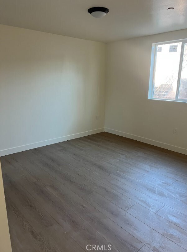 Building Photo - 409 E 99th St