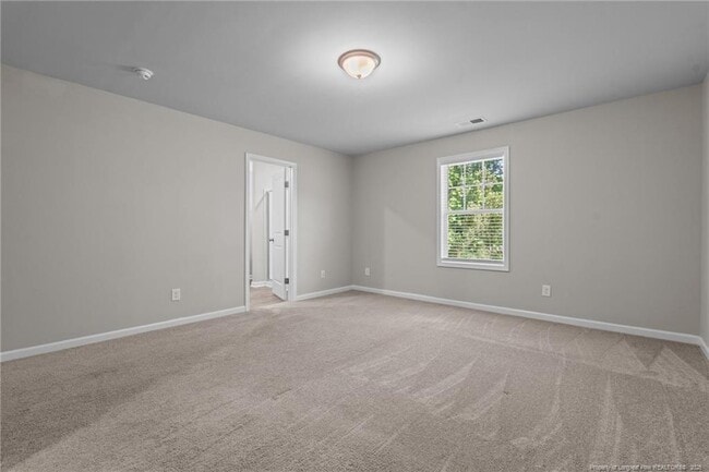 Building Photo - 205 Abercorn Wy