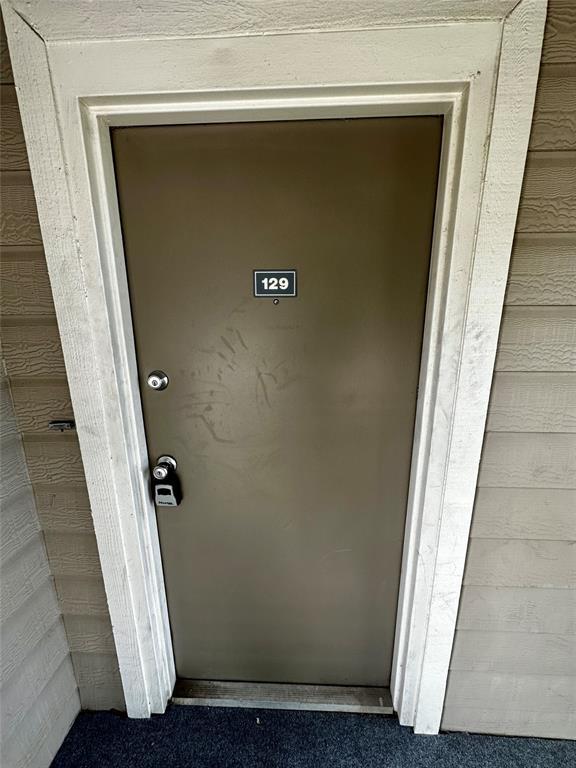 Building Photo - 6701 Sands Point Dr