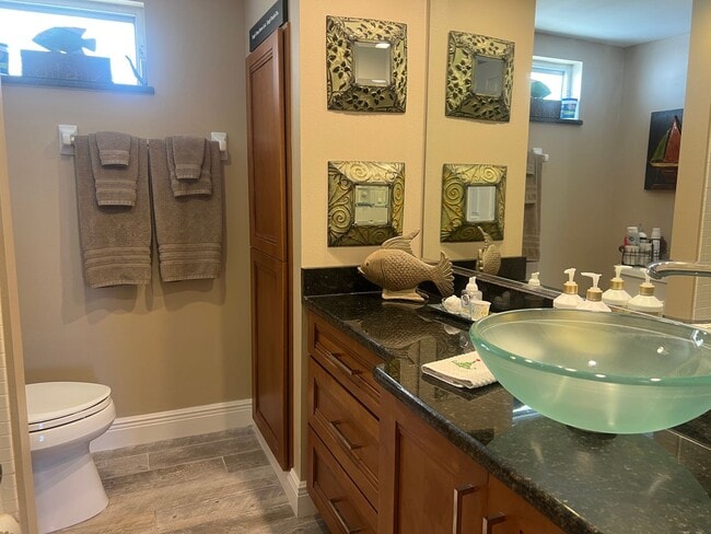 Building Photo - NEW PRICE! 2BD/2BA with Detached Carport on Venice Island!