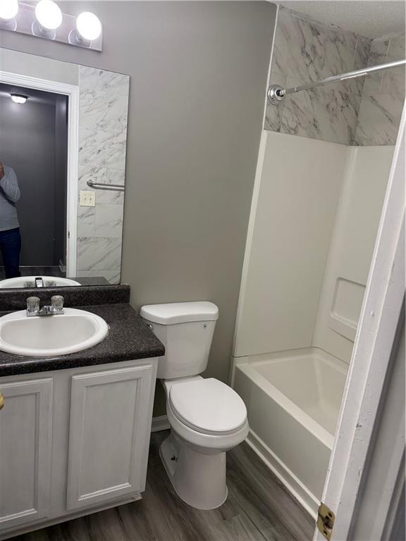 Building Photo - 2324 Coach Way