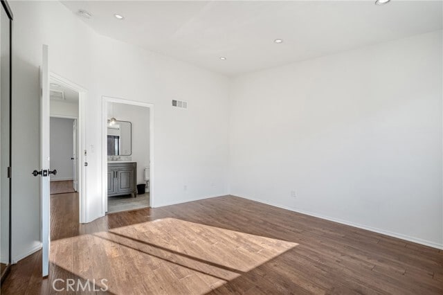 Building Photo - 5360 Las Virgenes Rd