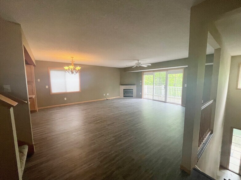Building Photo - 13924 Glendale Trl