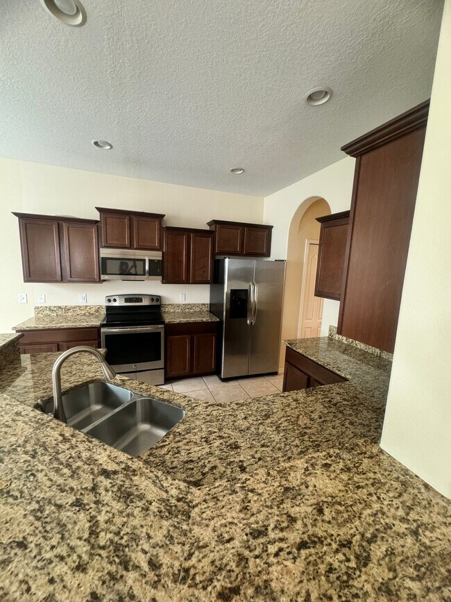 Building Photo - 15487 Camp Dubois Crescent