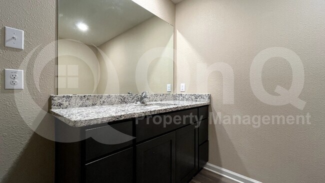 Building Photo - 274 Moonstone Way
