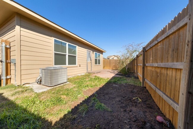 Building Photo - 3011 Tilmon Ln.