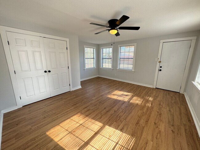 Building Photo - 5 Bedroom Home for Rent in Temple - *Save $175/Month!*