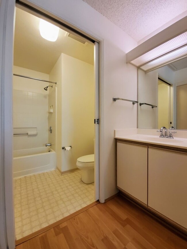 Building Photo - Available Now | 2 Bedroom, 2 bathroom, 2 P...