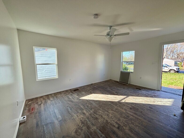 Building Photo - 3008 Boswell Dr NW