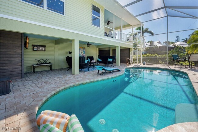 Building Photo - 3858 Riviera Cir