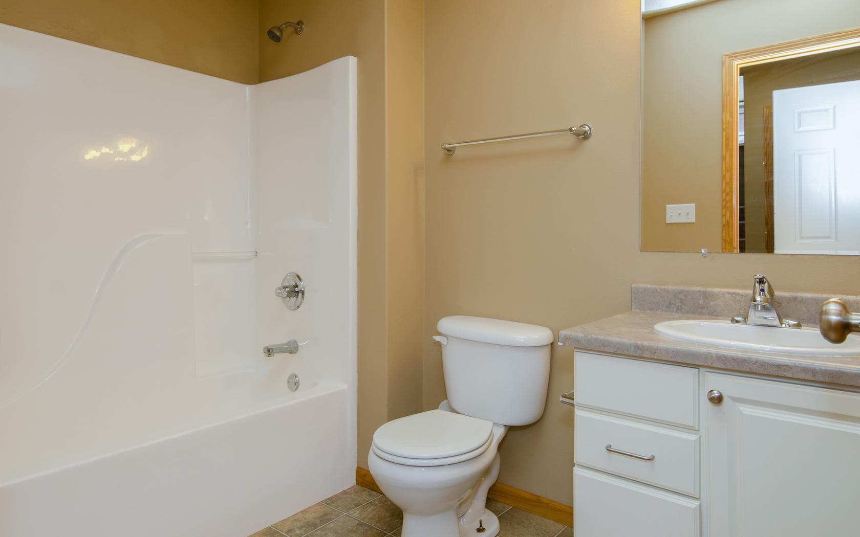 Building Photo - 1838 N Dubuque St