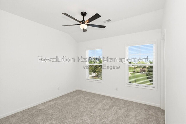 Building Photo - 32 Nickel Dr