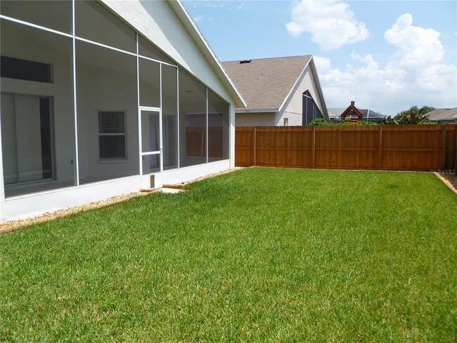 Building Photo - 6936 Cohasset Cir