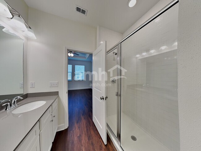 Building Photo - 33901 Widman Way