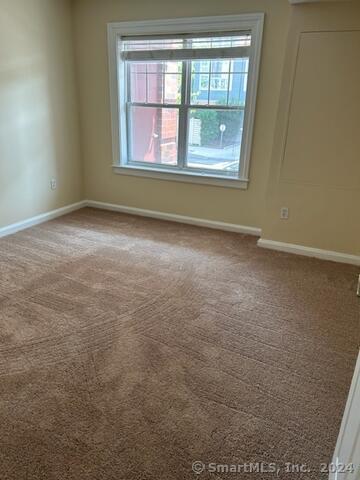 Building Photo - 488 Bedford St