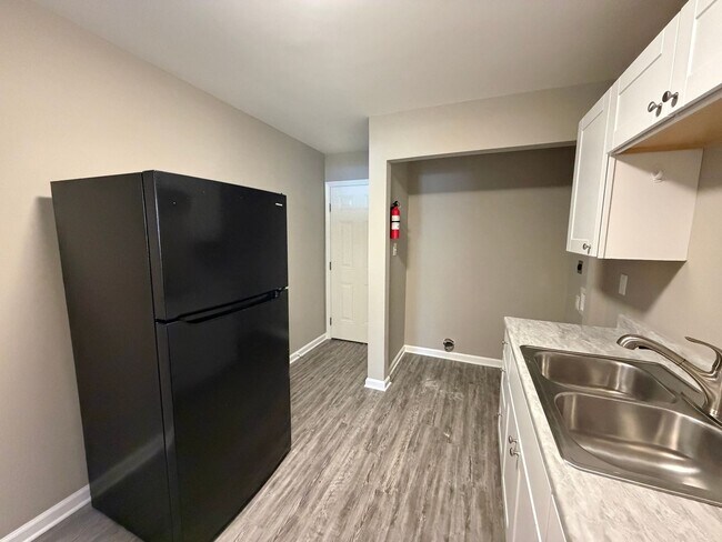 Building Photo - S Mulberry Duplex