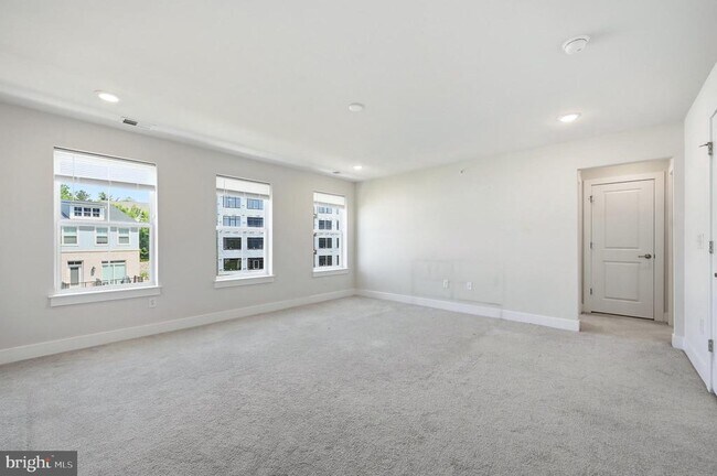 Building Photo - 933 Anvil Ct.